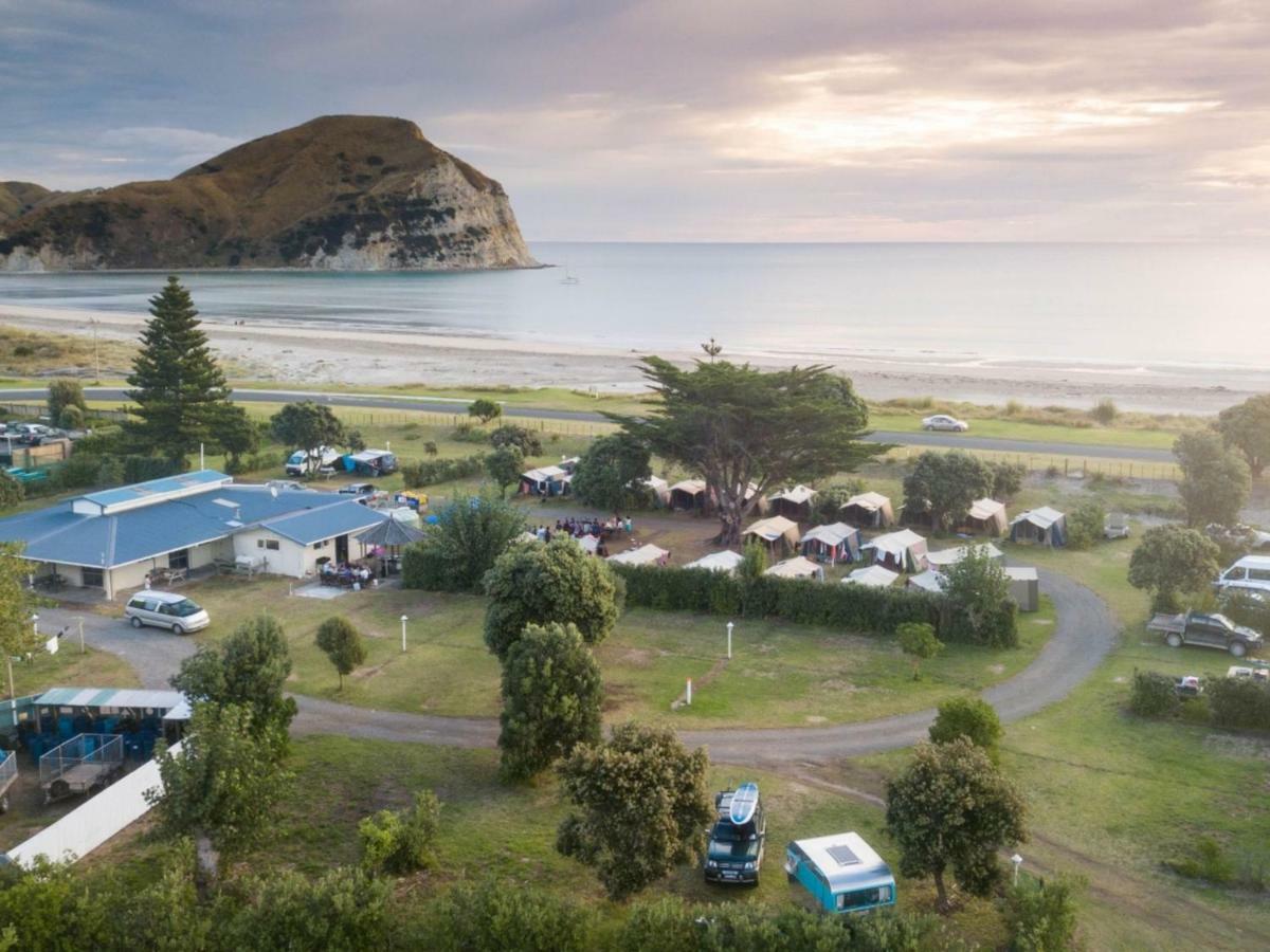 Mahia Motel And Holiday Park Exterior photo